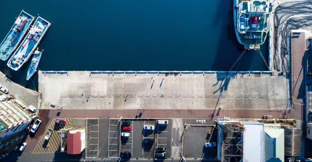 ryo-yoshitake-475333-unsplash-1_crop